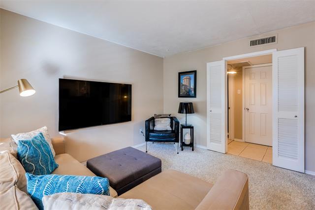 Foto del edificio - 4215 Avondale Ave