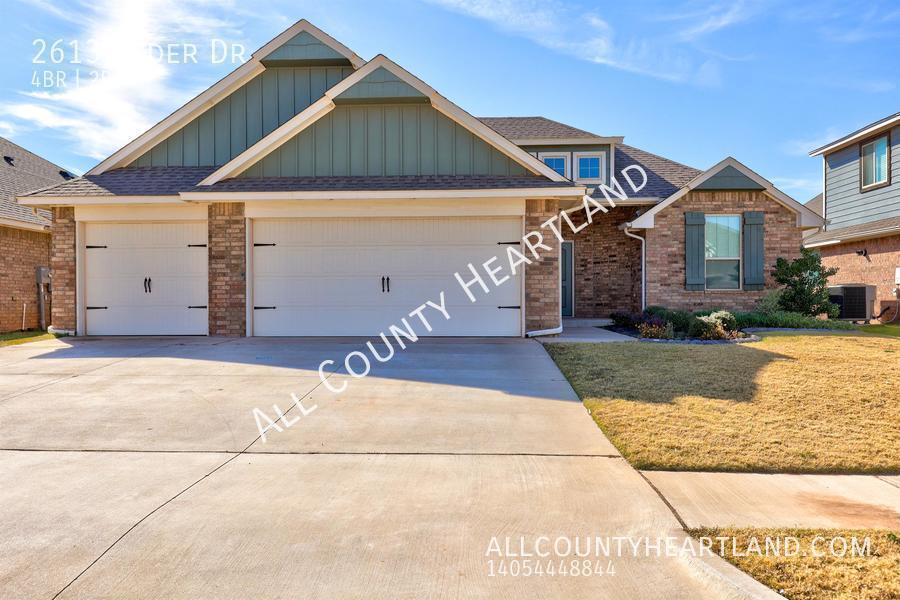 Foto principal - Pristine 4bed/2bath Home in Gated Yukon Co...