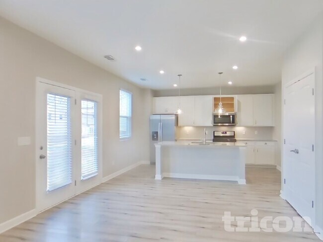 Foto del edificio - 2063 Neill Ln