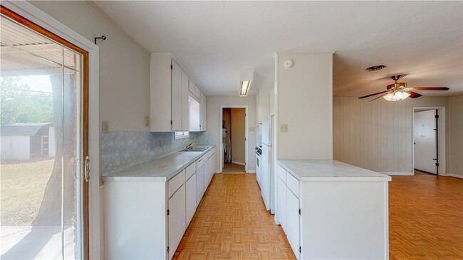 Foto del edificio - 1407 Lawyer St