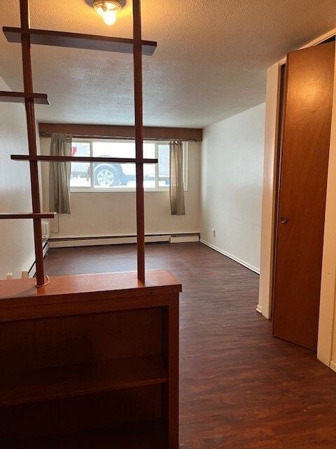 Building Photo - 602 Hopkins St