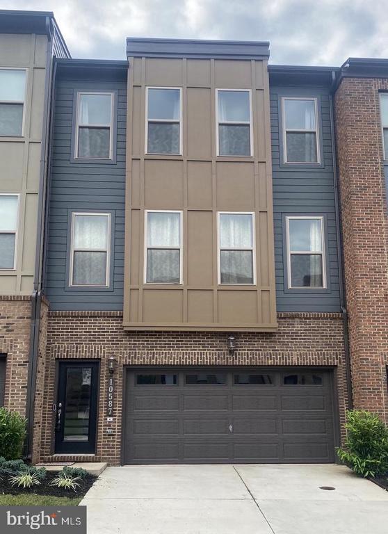 Building Photo - 10587 Ratcliffe Trl