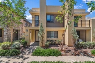 Building Photo - 210 Terrapin