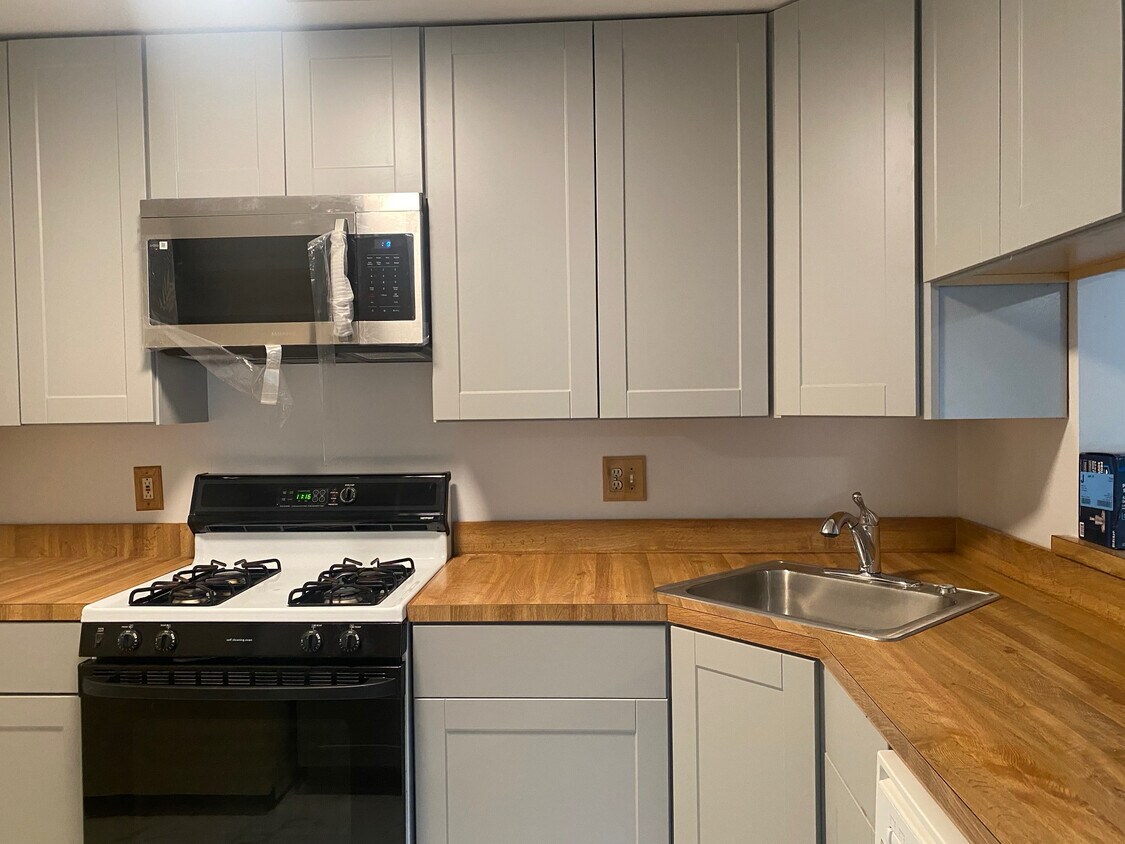 Cocina - 1903 Jefferson Ct