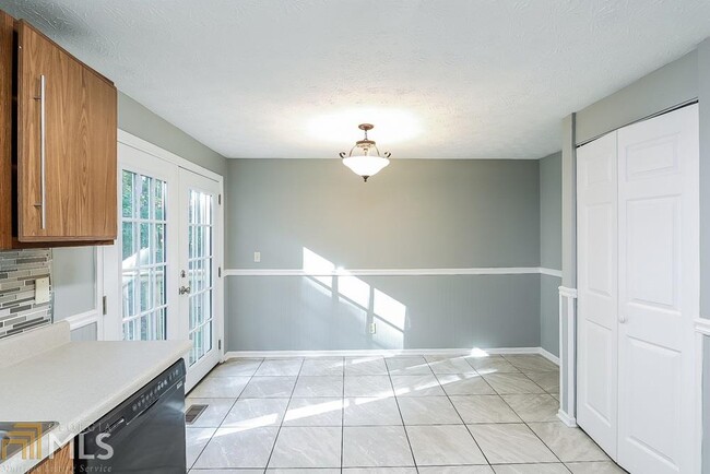 Building Photo - 5812 Calico Ct