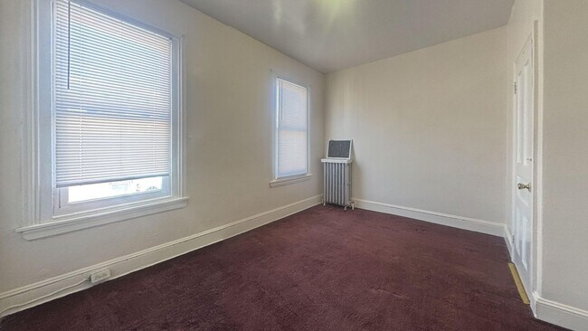 Building Photo - Charming 2-Bedroom Row Home in Philadelphia