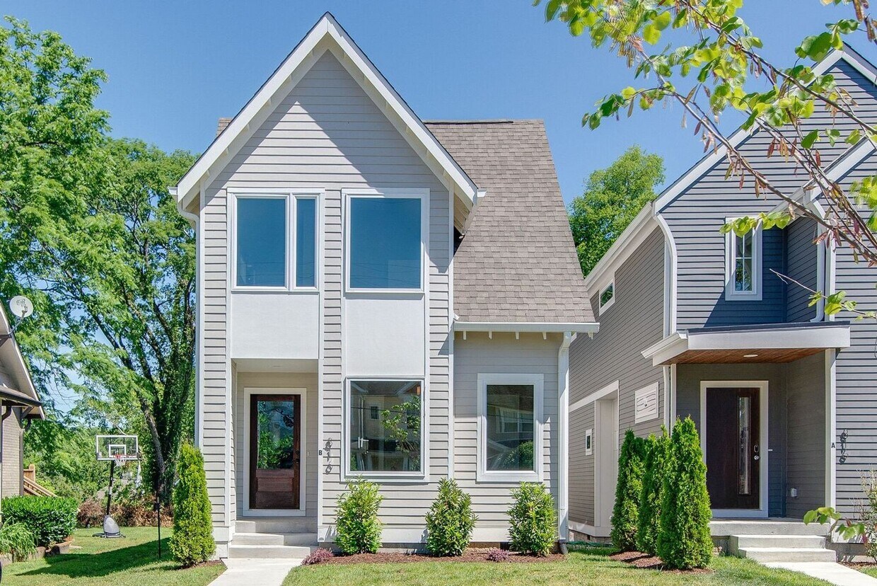 Foto principal - Luxurious 4BR Home Close to 12 South