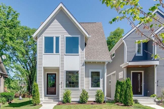 Luxurious 4BR Home Close to 12 South - Luxurious 4BR Home Close to 12 South