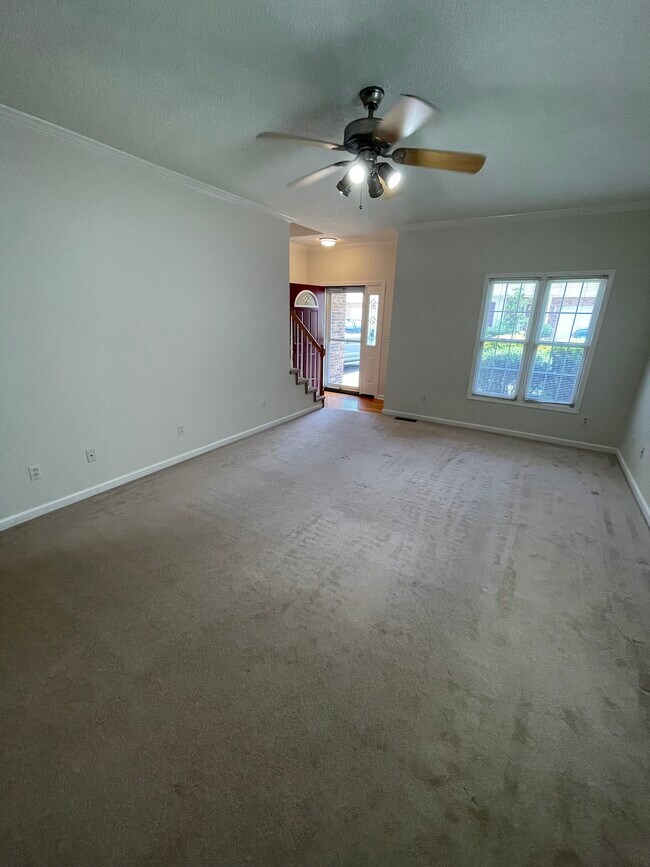 Building Photo - 14 Cherokee Ridge Ct