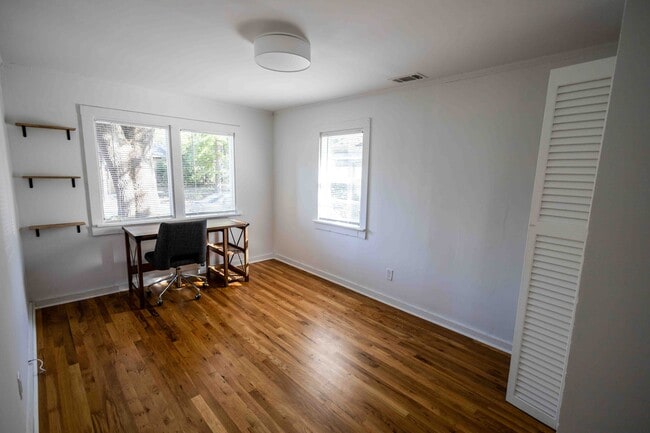 Foto del edificio - 731 E 34th St