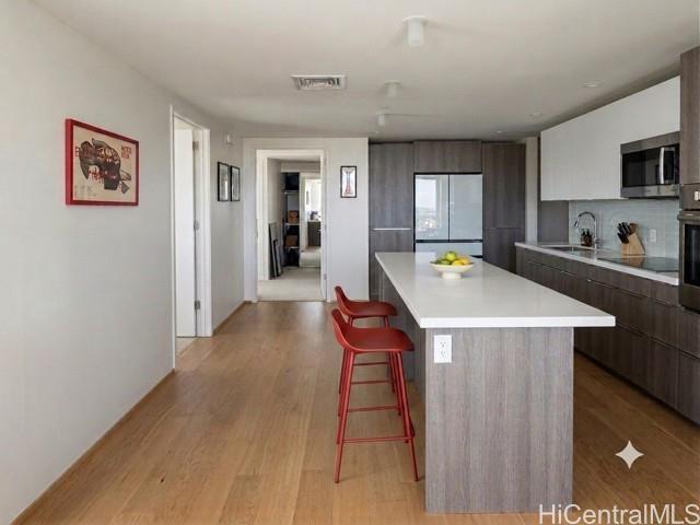 Foto del edificio - 888 Kapiolani Blvd