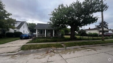 Building Photo - 7220 Paige Ave