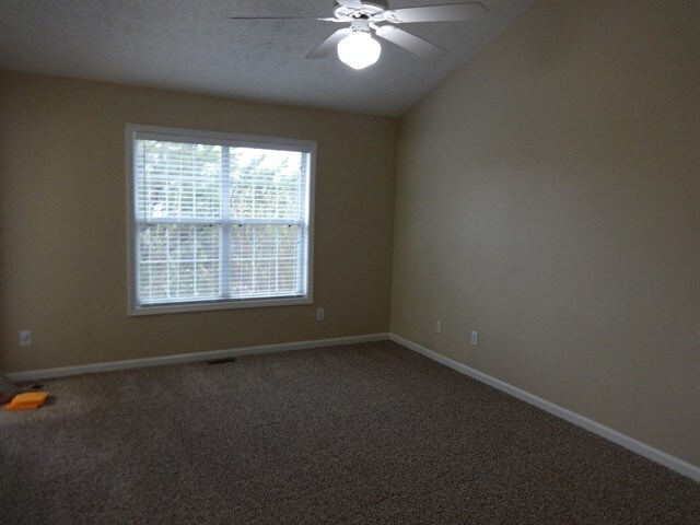 Foto del edificio - 5859 Sycamore Ridge Drive