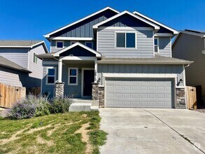 Building Photo - 10912 Nolin Dr