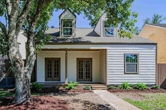 Building Photo - 1431 Lila St