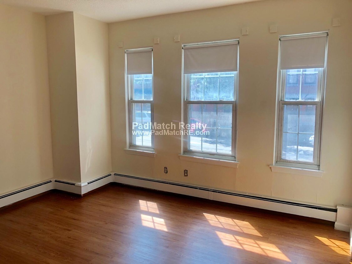 Foto principal - 58 S Huntington Ave