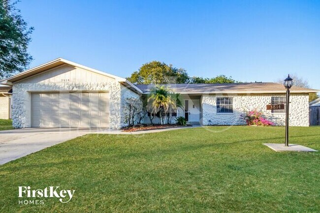 Building Photo - 3814 Treadway Dr