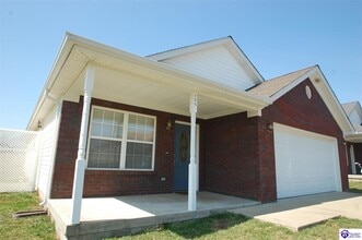 Building Photo - 105 N Osprey Ct