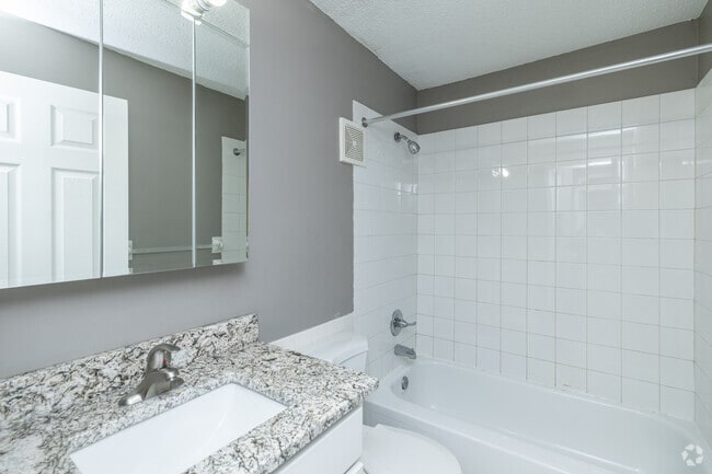 2BR, 1BA - 860SF - Bathroom - Centennial &amp; Heritage Apartments