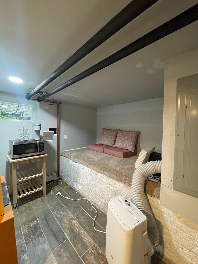 Foto del edificio - 3921 W Franklin St