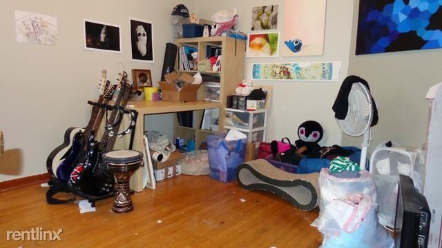 Building Photo - 3558 W Cortland St