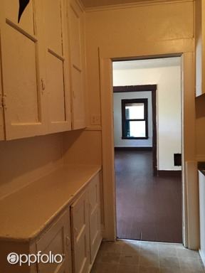 Building Photo - 32 Diringer Pl