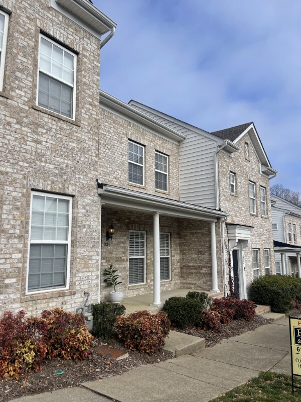 Foto del edificio - 1014 Loxley Dr