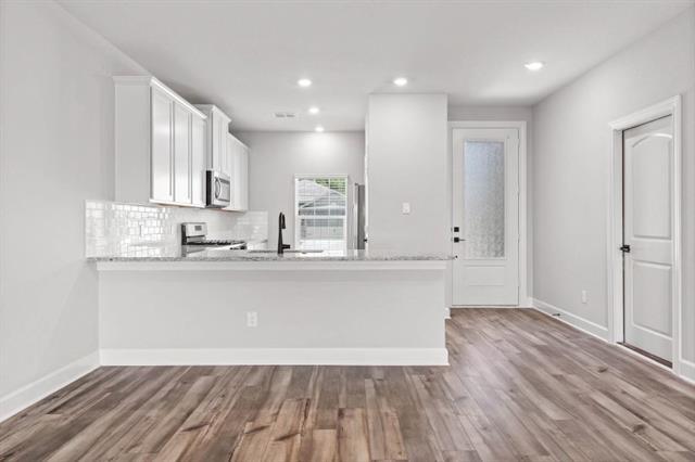 Building Photo - 1816 Jeanine Dr