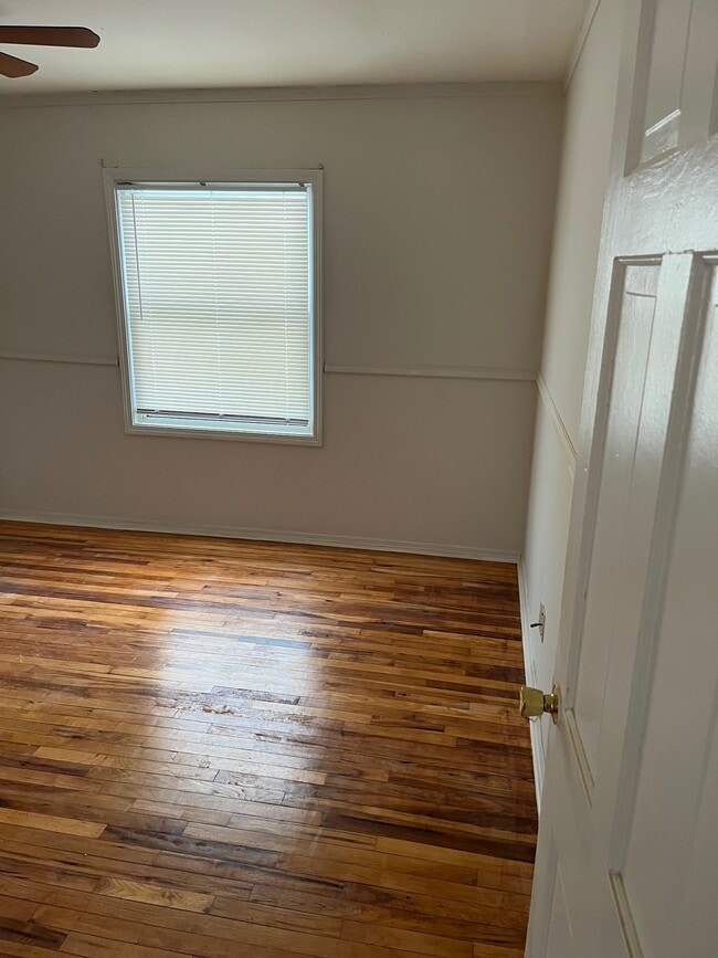 Bedroom 2 - 2825 Myrtle St