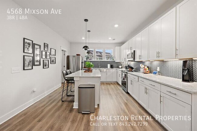 Foto del edificio - 4568 Mixson Ave