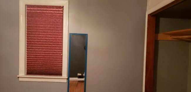 Building Photo - 10 Cresson Ave