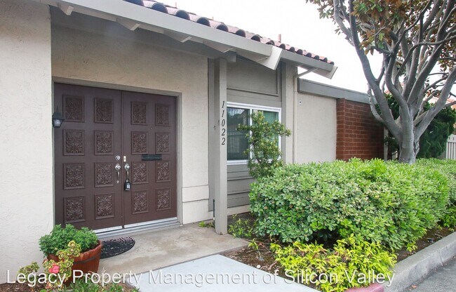 Building Photo - 3 br, 2.5 bath House - 11022 Sweet Oak Street