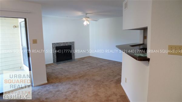 Building Photo - 2800 Bartons Bluff Ln