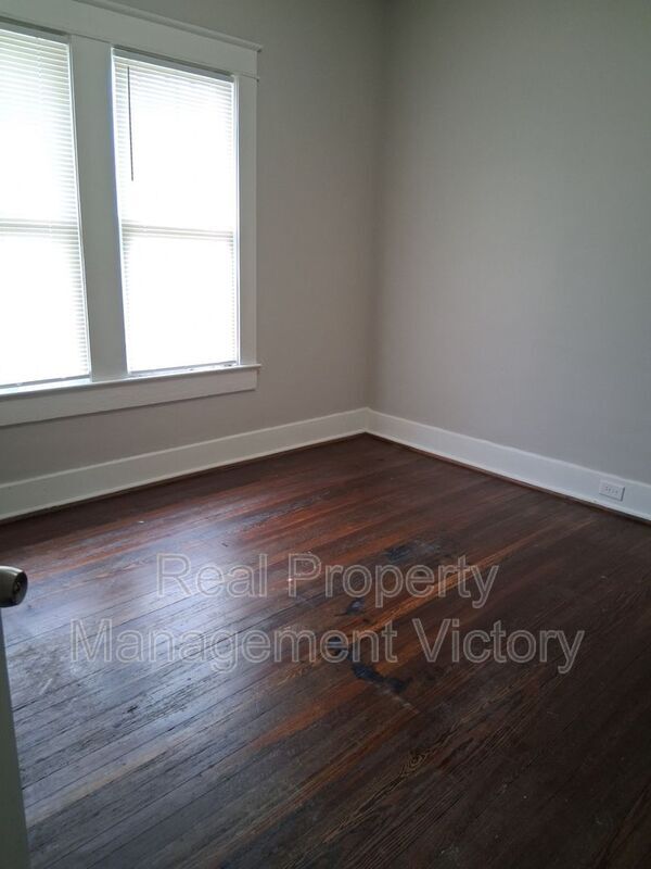 Foto del edificio - 7017 Division Ave