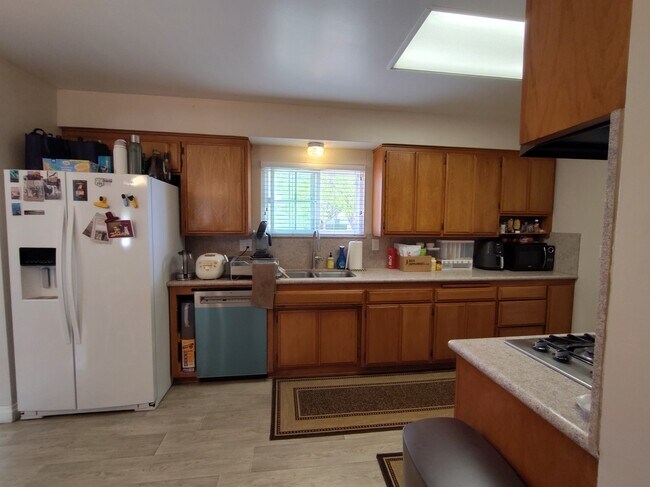 Foto del edificio - 43710 Rimvale Ave