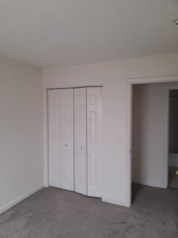 Foto del edificio - 2705 Claybrooke Dr