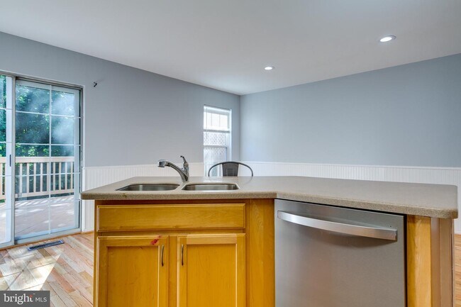Building Photo - 22322 Great Trail Terrace