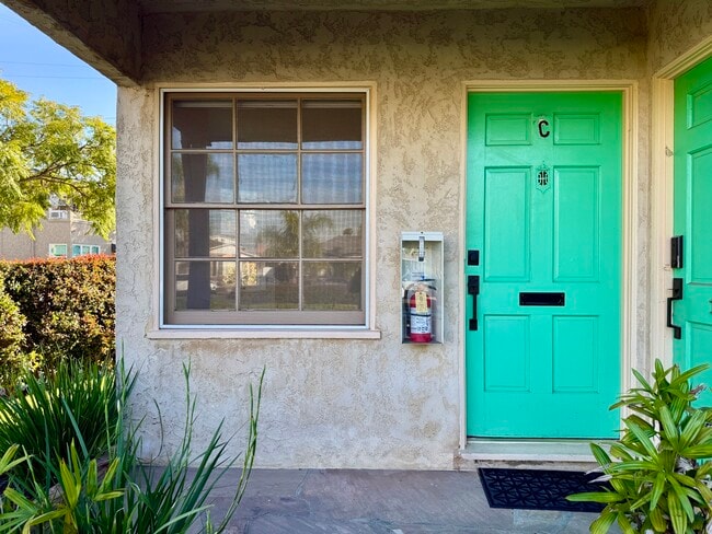 Building Photo - 5220 E Broadway