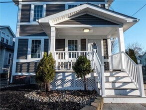 Building Photo - 3109 Hancock Ave