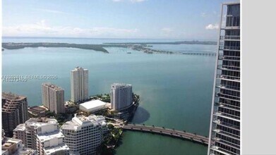 Building Photo - 465 Brickell Ave