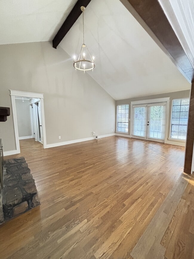 Building Photo - 1220 Tahiti Cir