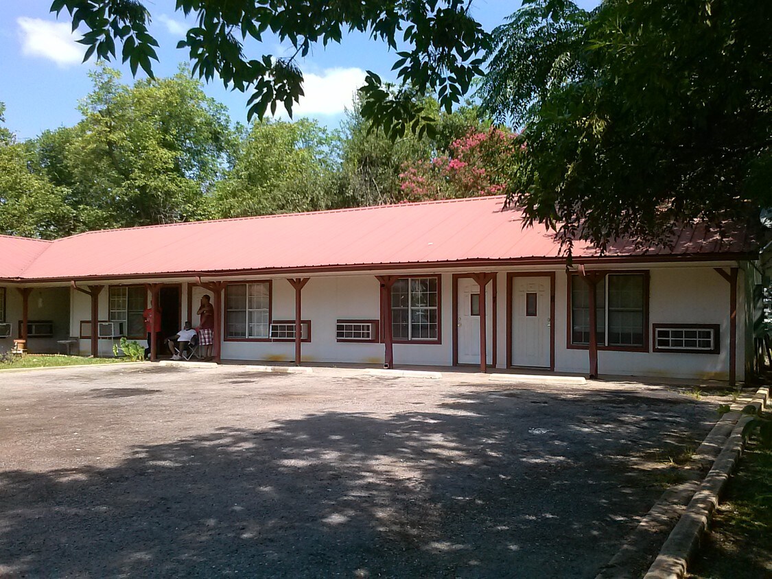 Foto principal - 1411 E Price St