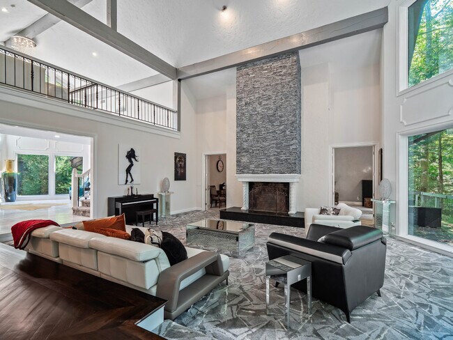Foto del edificio - 117 Partridge Ln