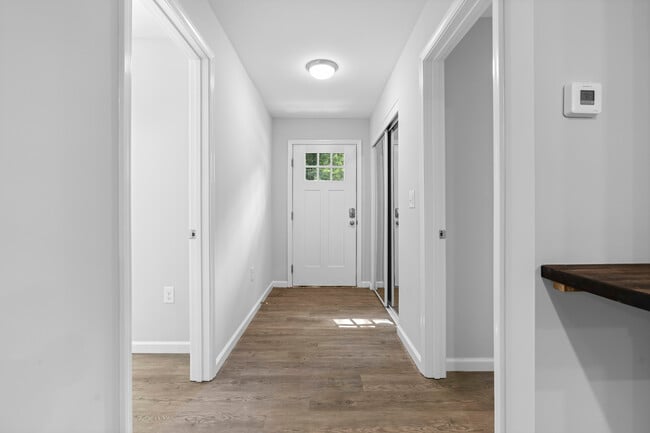 Foto del edificio - 1607 Old Oxford Rd