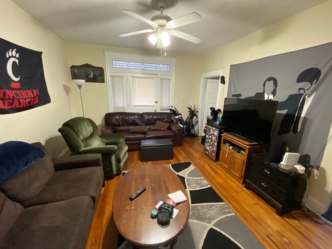 Photo - NT 407 Warner St. NT Apartment