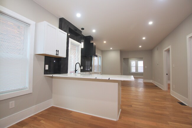 Foto del edificio - 5014 Seminole St