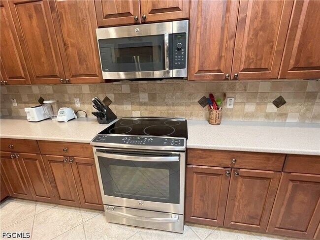 Foto del edificio - 26455 Doverstone St