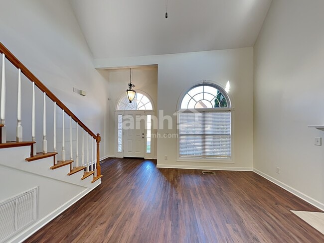 Building Photo - 632 Palisades Ct