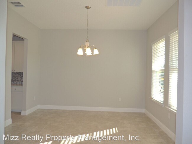 Building Photo - 7153 Summerlake Groves St