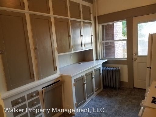 Foto principal - 609-609 E Milwaukee St